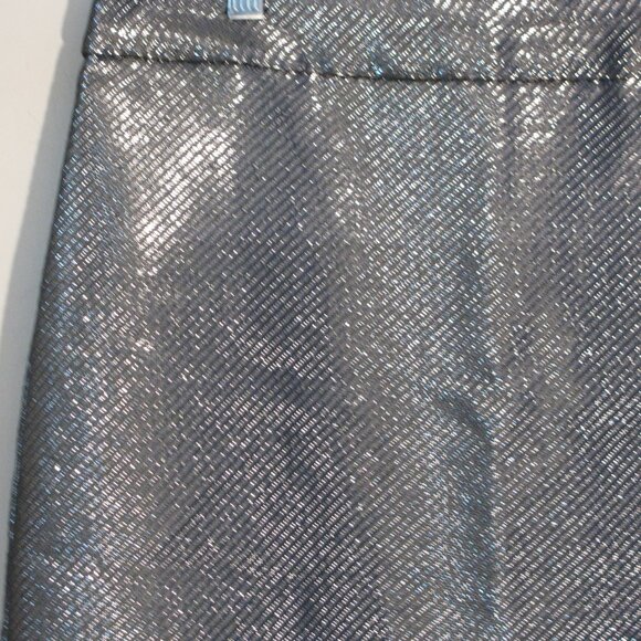 * H & M Silver Metallic Skirt Size 14 Large Fully Lined Mini - Picture 2 of 3